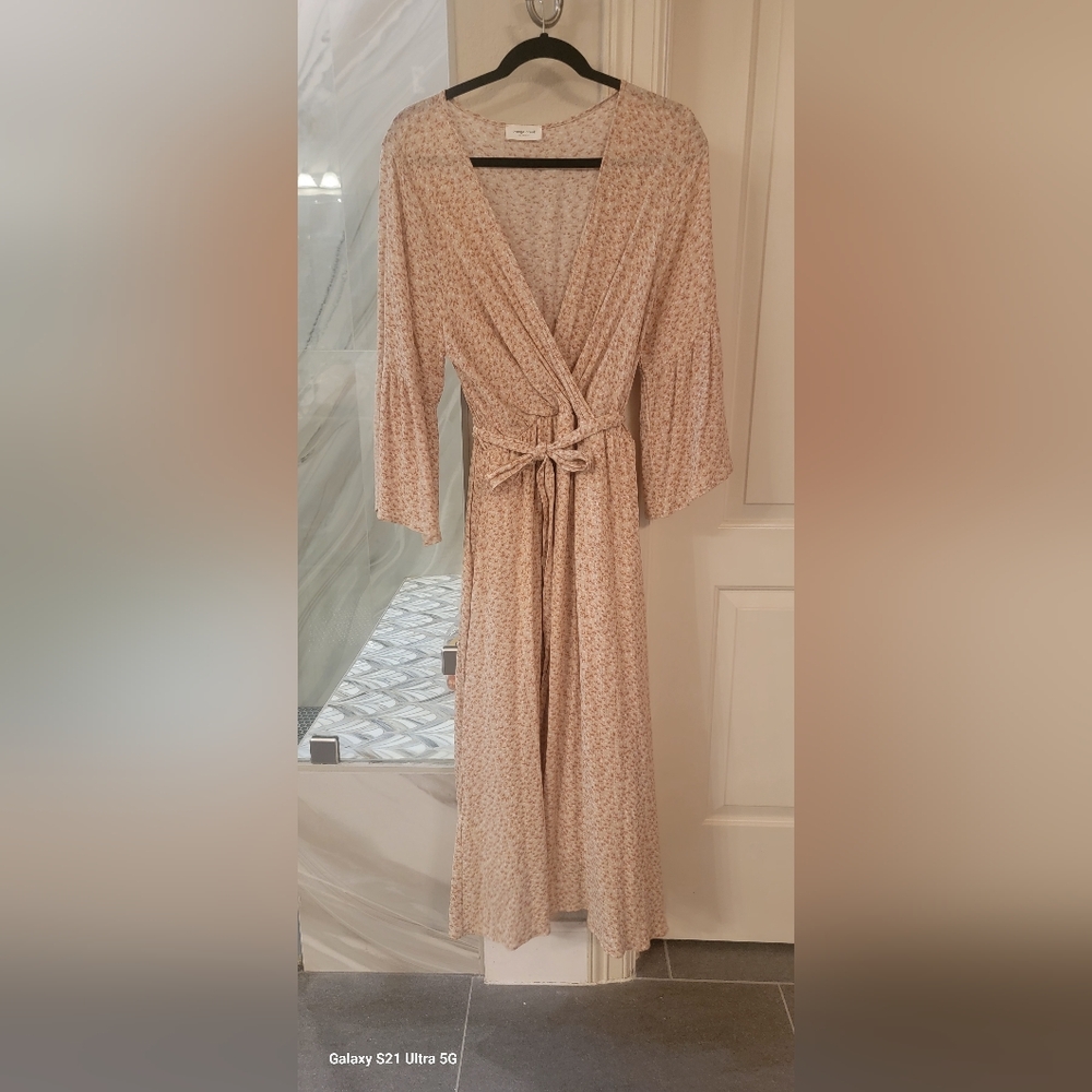 Orange Creek midi dress. Large. Pretty Tan And Cream Tiny Floral